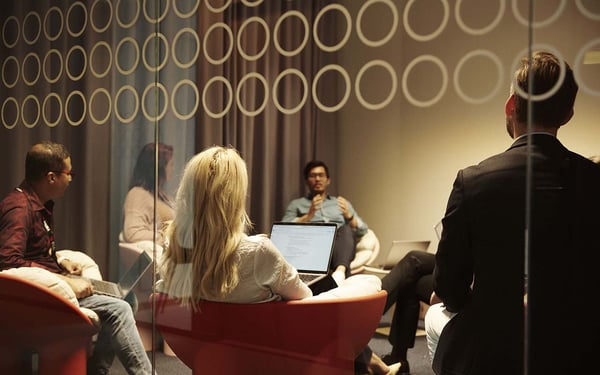 ett pågående möte